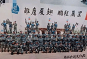一位內(nèi)蒙古媽媽成為了史上最硬核的高考應(yīng)援，校服廠家助力高考圓夢(mèng)
