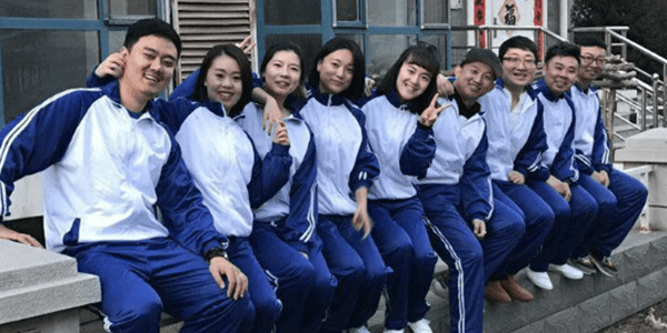 小學定制校服，定制校服