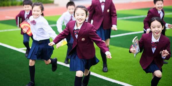 定制秋季校服廠家，秋季校服設計